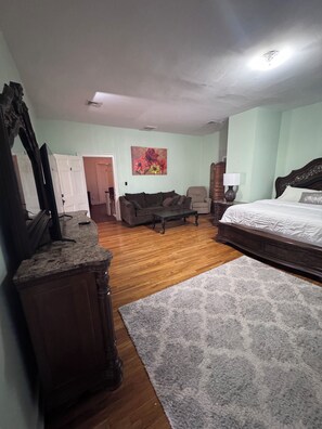 4 chambres, fer et planche à repasser, Wi-Fi, draps fournis