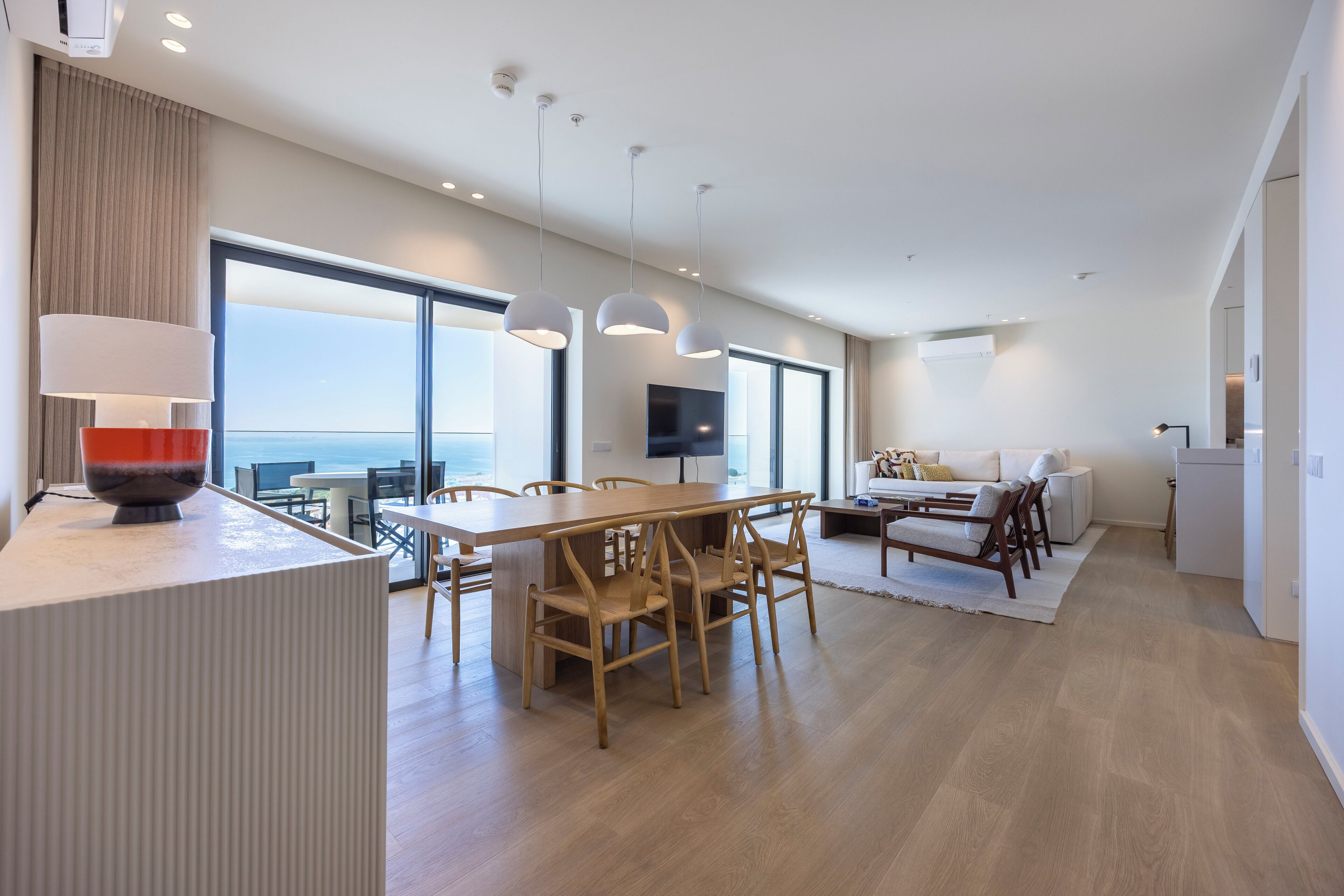 Grand Apartment, 2 Bedrooms, Sea View | Living area