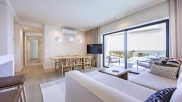 Apartment, 3 Bedrooms, Pool View | Living area | 32-inch LCD TV with cable channels