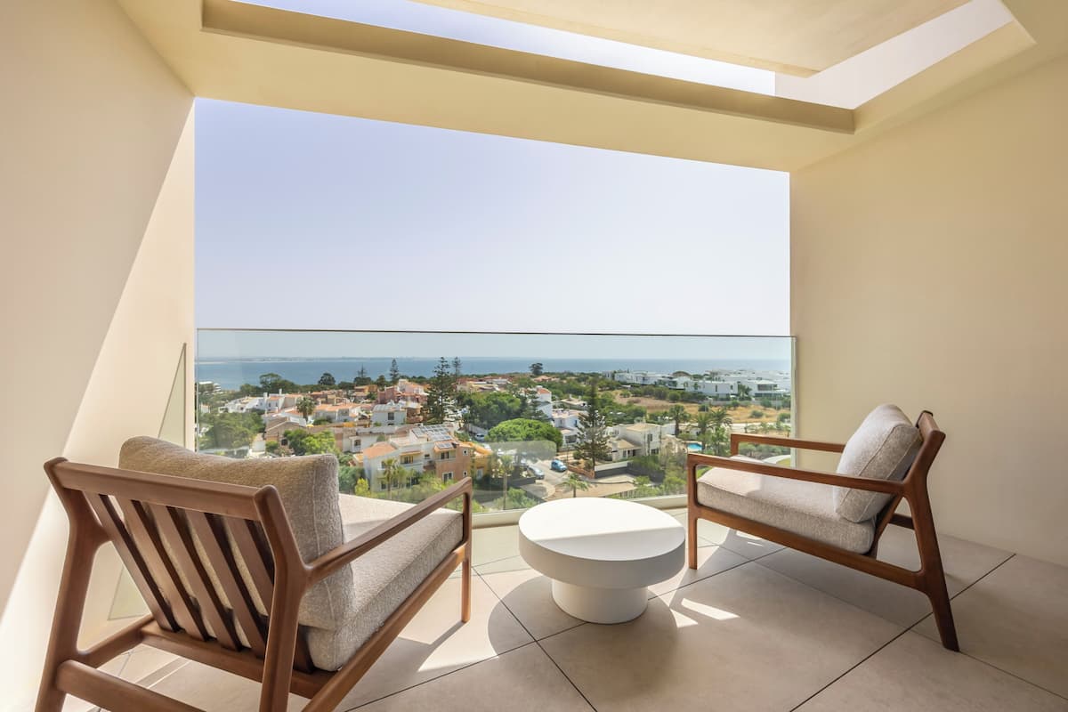 Departamento Grand, 1 habitación, vista al mar | Terraza o patio