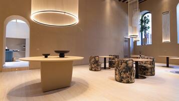 Petit déjeuner continental compris tous les jours