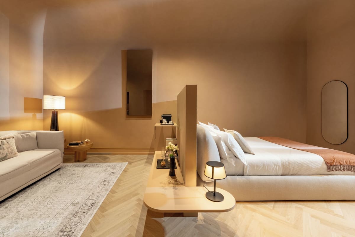 Junior Suite | In-room safe, soundproofing, free WiFi