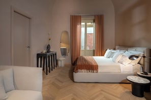 Grand Room, 1 King Bed with Sofa bed, City View | In-room safe, soundproofing, free WiFi - Palazzo Balsamo (Palermo)
