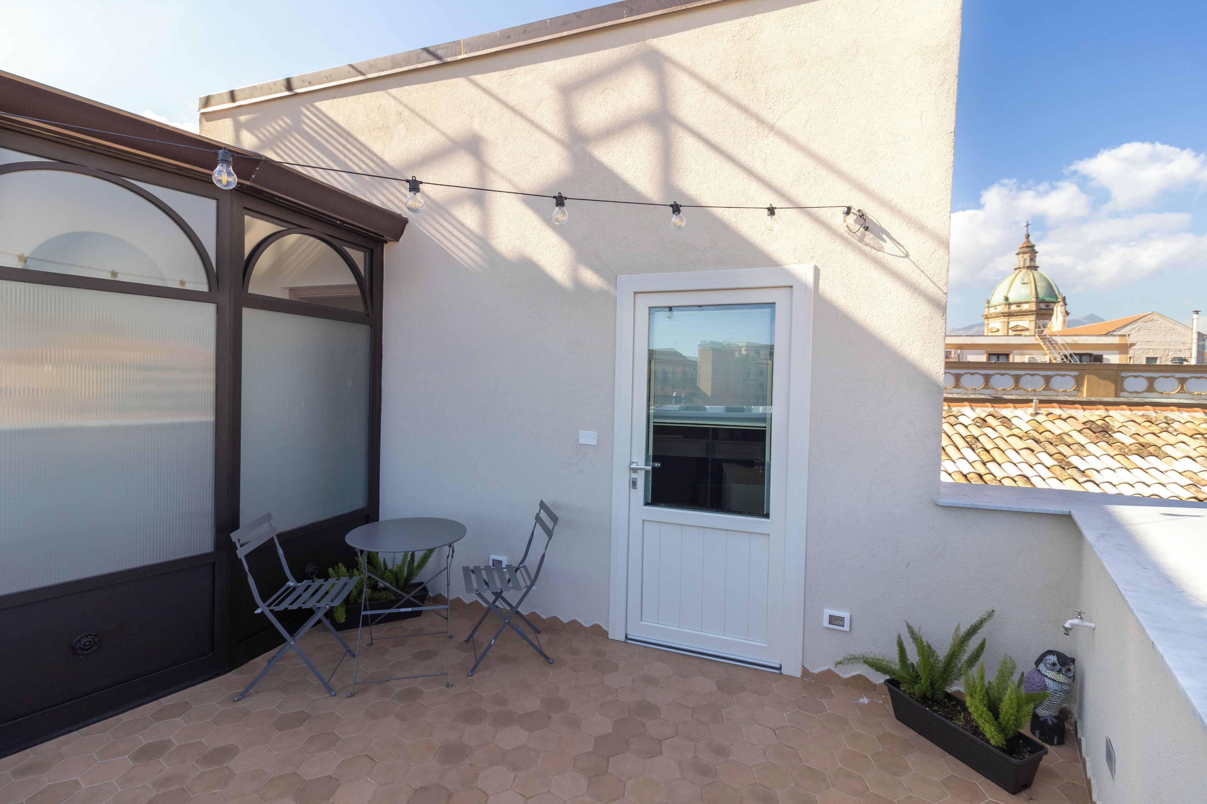 Habitación panorámica, vista a la ciudad | Caja de seguridad en la habitación, insonorización y wifi gratis 