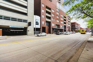 Exterior - Downtown  Apt 11th fl. Parking Garage & Pool (Minneapolis)