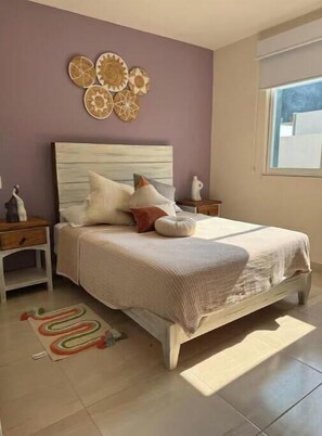 Iron/ironing board, WiFi