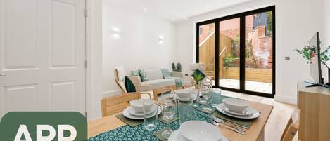 تناول الطعام