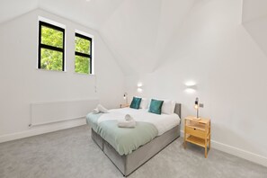 3 bedrooms, internet, bed sheets - Spacious 3bd l Family Home (Coulsdon)