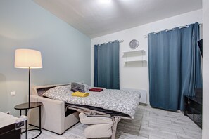 1 bedroom, WiFi, bed sheets - Le Mystère - Terrace - Near the centre (Perpignan)