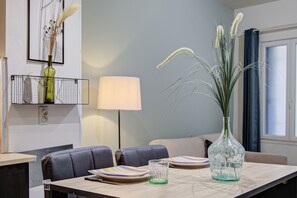 Dining - Le Mystère - Terrace - Near the centre (Perpignan)