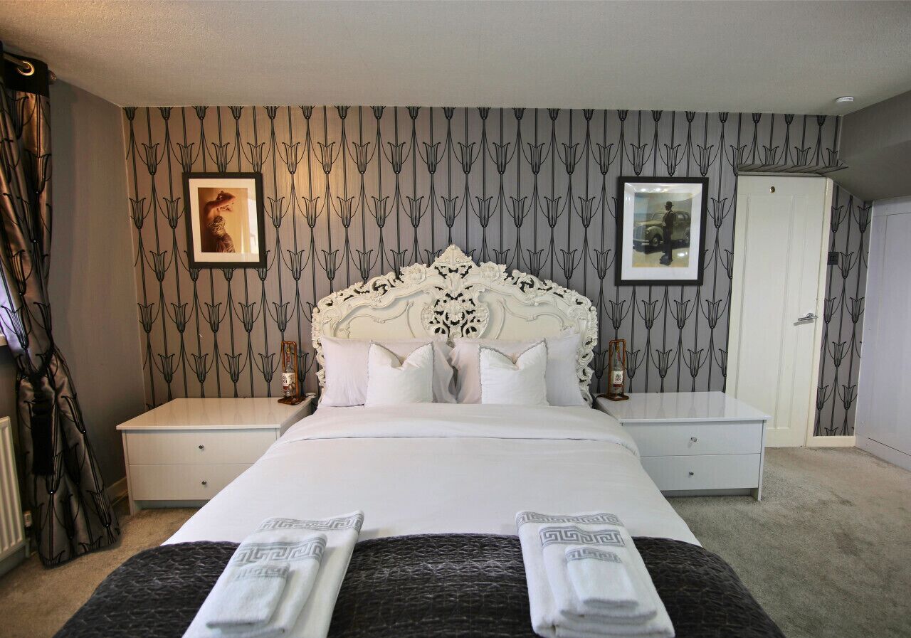 3 soverom, strykejern/-brett, wi-fi og sengetøy