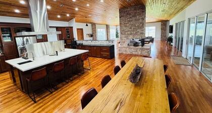 5.5 acre peaceful and private retreat