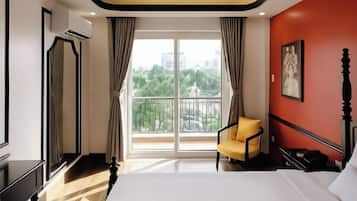 Deluxe Double Room, Balcony, City View | Soundproofing, free WiFi