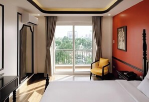 Deluxe Double Room, Balcony, City View | Soundproofing, free WiFi