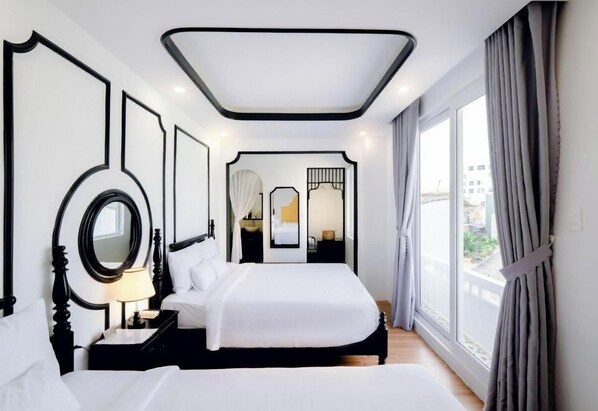 Family Quadruple Room, Balcony, City View