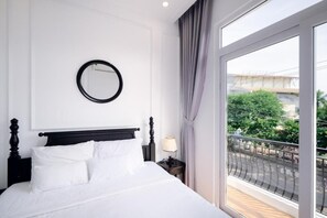 Soundproofing, free WiFi