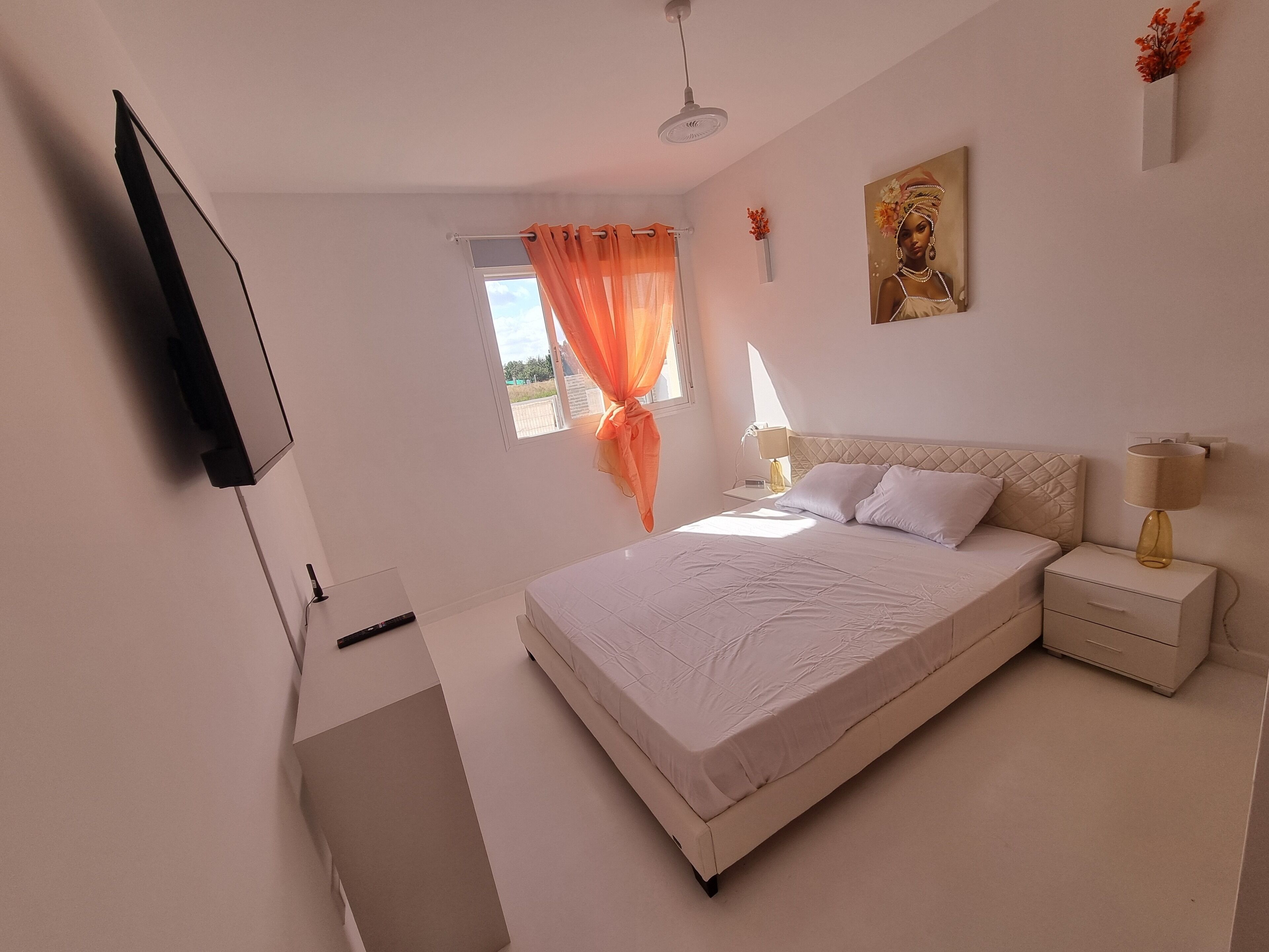 Fer et planche à repasser, Wi-Fi, draps fournis