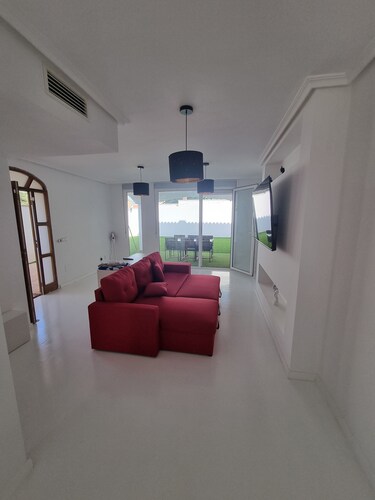 Hidden Gem between Mountains & Sea