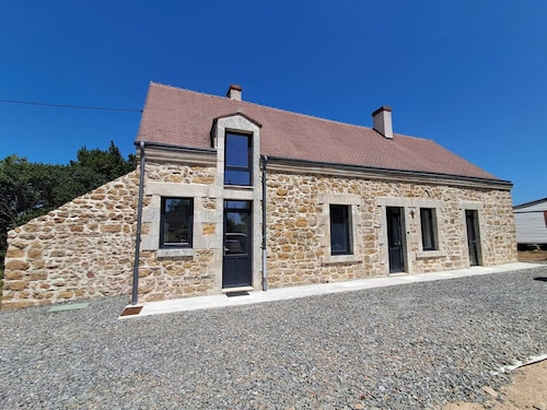 Maison neuve 2 chambres au calme à Ceaulmont