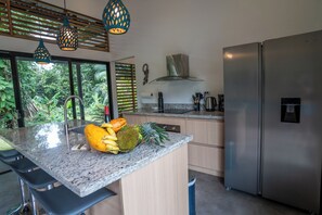 Comfort Villa, 2 Bedrooms, Patio, Garden View | Private kitchen - Anusara Dream House (Puerto Viejo de Talamanca)