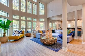 Smart-TV, peis og fotballspill