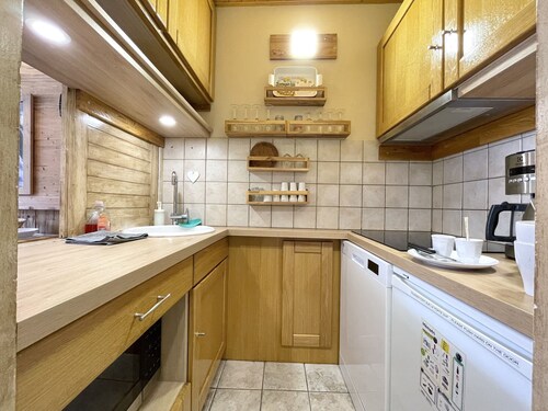 (14.003) Spacious T2 ski in ski out Les Menuires