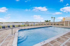 Pool - Lagoon Run 113 - Shangri-lala (Gulf Shores)