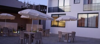 EGAN HOTEL