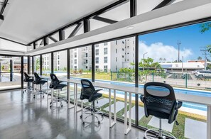 公寓, 無障礙 | 3 間臥室、網路服務