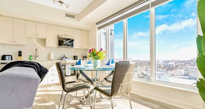 High Rise 1BR Building w Gorgeous Views