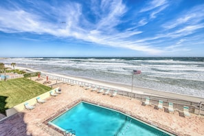 Outdoor pool, a heated pool