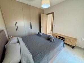 1 غرفة نوم ومكتب ومكواة/لوح كي وواي فاي مجانًا