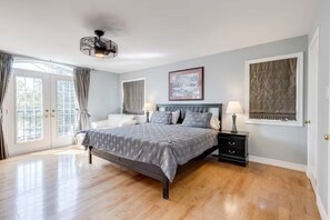 مكواة/لوح كي وواي فاي وملاءات أسرّة