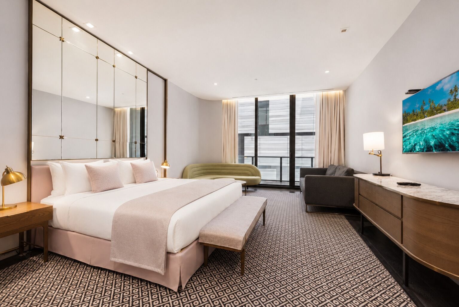 Deluxe Apartment, City View