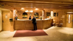 Unclassified image, 3 of 26, button - Wifi, ski-in/ski-out & foot of the slopes, fitness, swimming pool, sauna, hammam, terrace, balcony (Val Cenis)