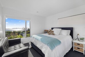 4 chambres, fer et planche à repasser, Wi-Fi, draps fournis