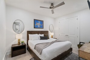 Iron/ironing board, WiFi, bed sheets