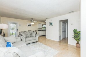 تلفزيون ذكي