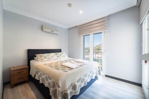 3 soverom, strykejern/-brett, wi-fi og sengetøy