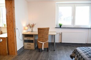2 habitaciones, escritorio, cuna de viaje y wifi gratis 