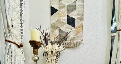 Sleeps 14 - 5BR Greeley Home | Patio | Pets | EV