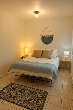 2 عدّة غرف نوم وواي فاي وملاءات أسرّة