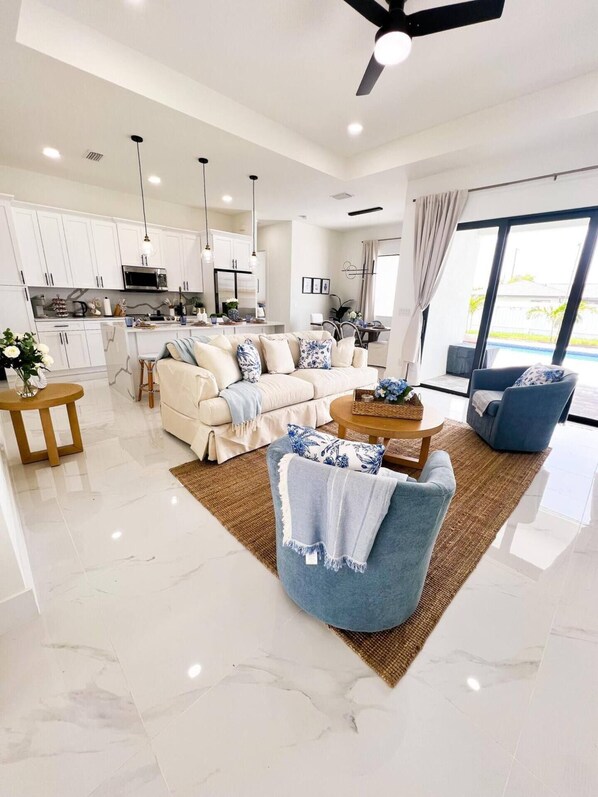 Smart TV - Beautiful Cape Coral Getaway with Sparkling Pool & Relaxing Outdoor Space! (Cape Coral)