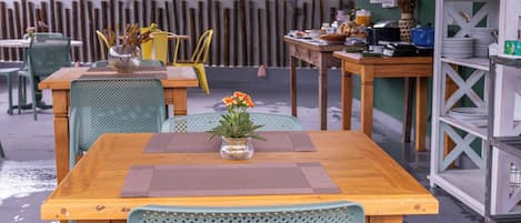 Petit déjeuner buffet compris tous les jours