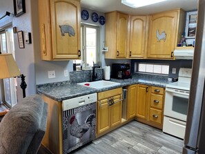 Private kitchen - A golf course runs through it!!
Beautiful 2 bed 2.5 bath
Happy Trails Resort (Surprise)