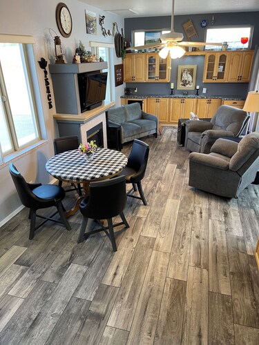 A golf course runs through it!! 
Beautiful 2 bed 2.5 bath
 Happy Trails Resort