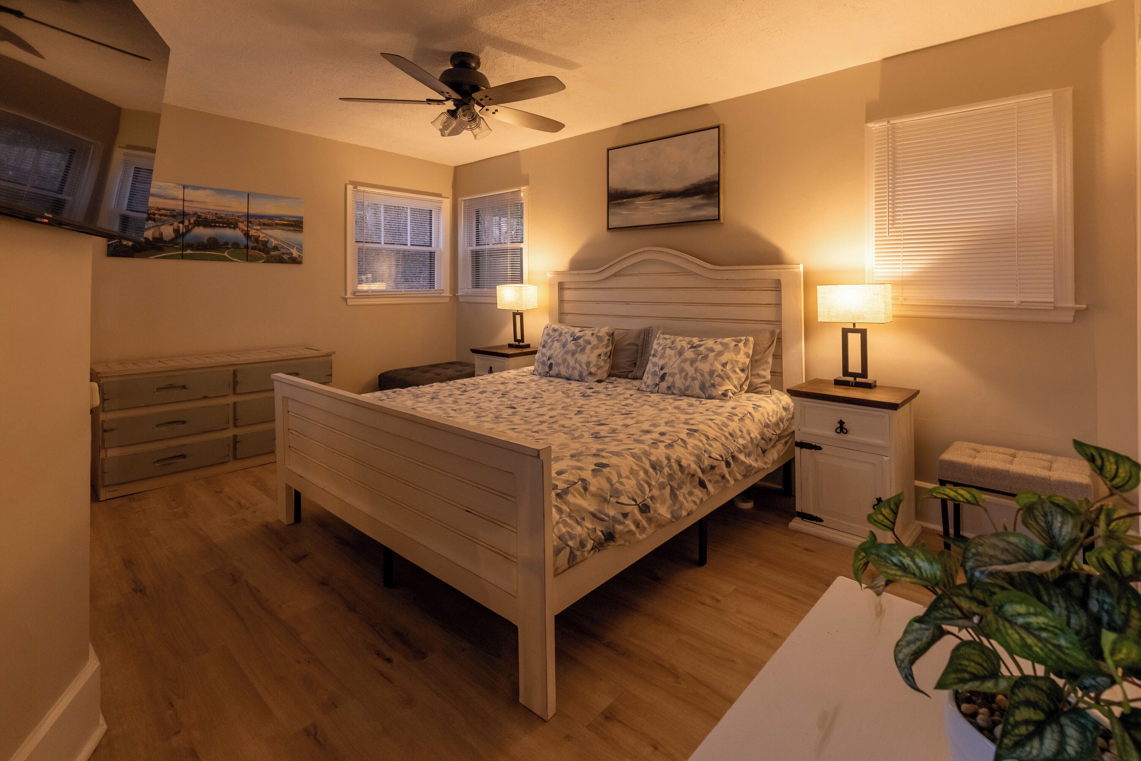 3 soverom, reiseseng for barn, wi-fi (inkludert) og sengetøy