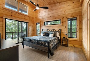 3 camere, una scrivania, ferro/asse da stiro, Wi-Fi gratuito