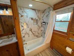 Bathroom - Estrella Vista– Rustic Charm Meets Celestial Skies (Placitas)