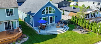 Lake Wawasee Family Getaway w/ Private Dock!